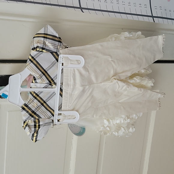 Nannette Dress and Leggings - Picture 2 of 5